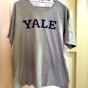 YALE T-Shirt
